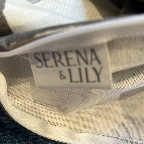 Serena and Lily pillow cover - Picture 3 of 3